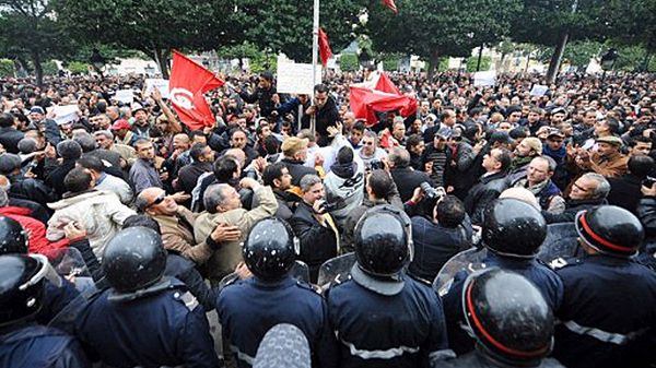 Tunezyjczycy inaczej wyobrażali sobie zdobycze rewolucji