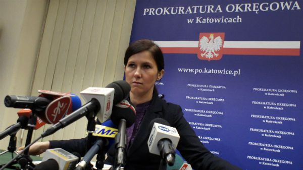 Prokurator Marta Zawada Dybek podczas konferencji prasowej, poświęconej wynikom sekcji zwłok półrocznej Magdy