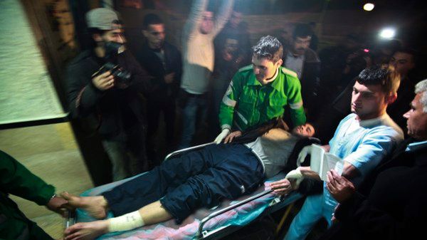 W wyniku nocnych nalotów 33 osoby zostały ranne