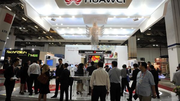 USA ostrzegają przed produktami firmy Huawei