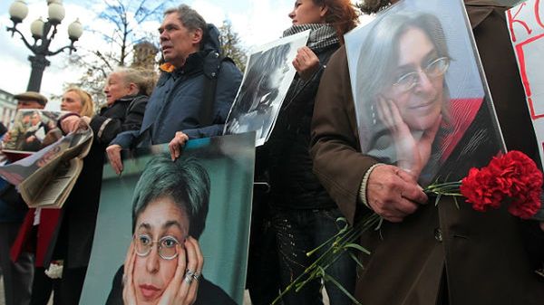 Manifestacja w szóstą rocznicę tragicznej śmierci Anny Politkowskiej