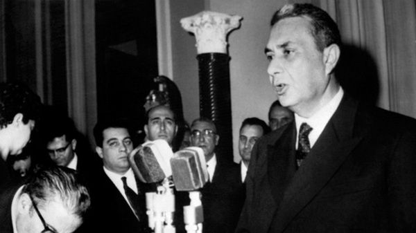 Aldo Moro przemawia po objęciu stanowiska premiera (1963 rok)