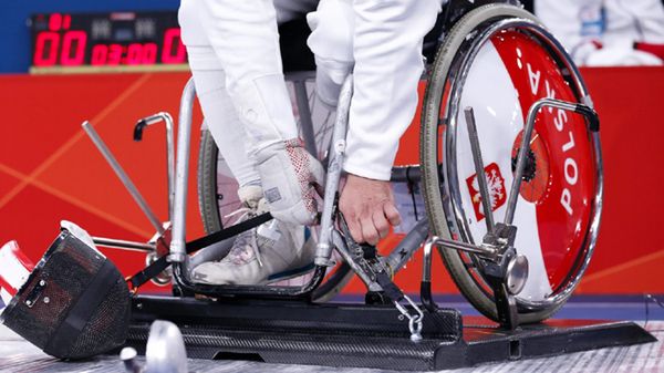 Grzegorz Pluta ze złotem w szermierce