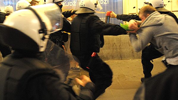 Interwencja policji po bójce pseudokibiców