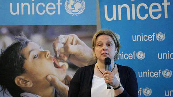 Dyrektor ds. Advocacy UNICEF Polska Ewa Falkowska podczas konferencji prasowej nt. ubóstwa dzieci w krajach wysokorozwiniętych