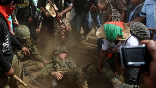 Kolumbijscy Indianie zaatakowali wojskowy posterunek i wyrzucili z niego żołnierzy