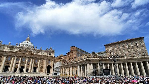 Plac św. Piotra w Watykanie