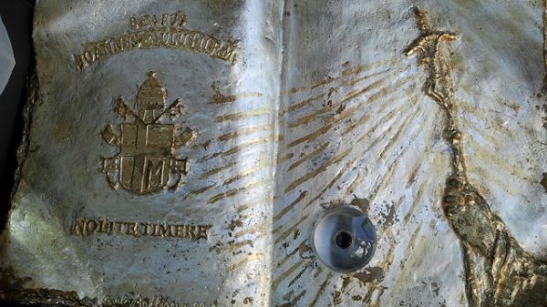 Relikwie z krwią papieża Jana Pawła II