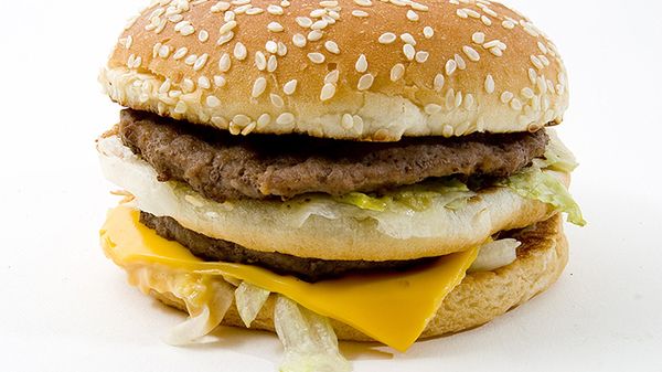 Dzieci wybierają ten posiłek, do którego dołączona jest zabawka