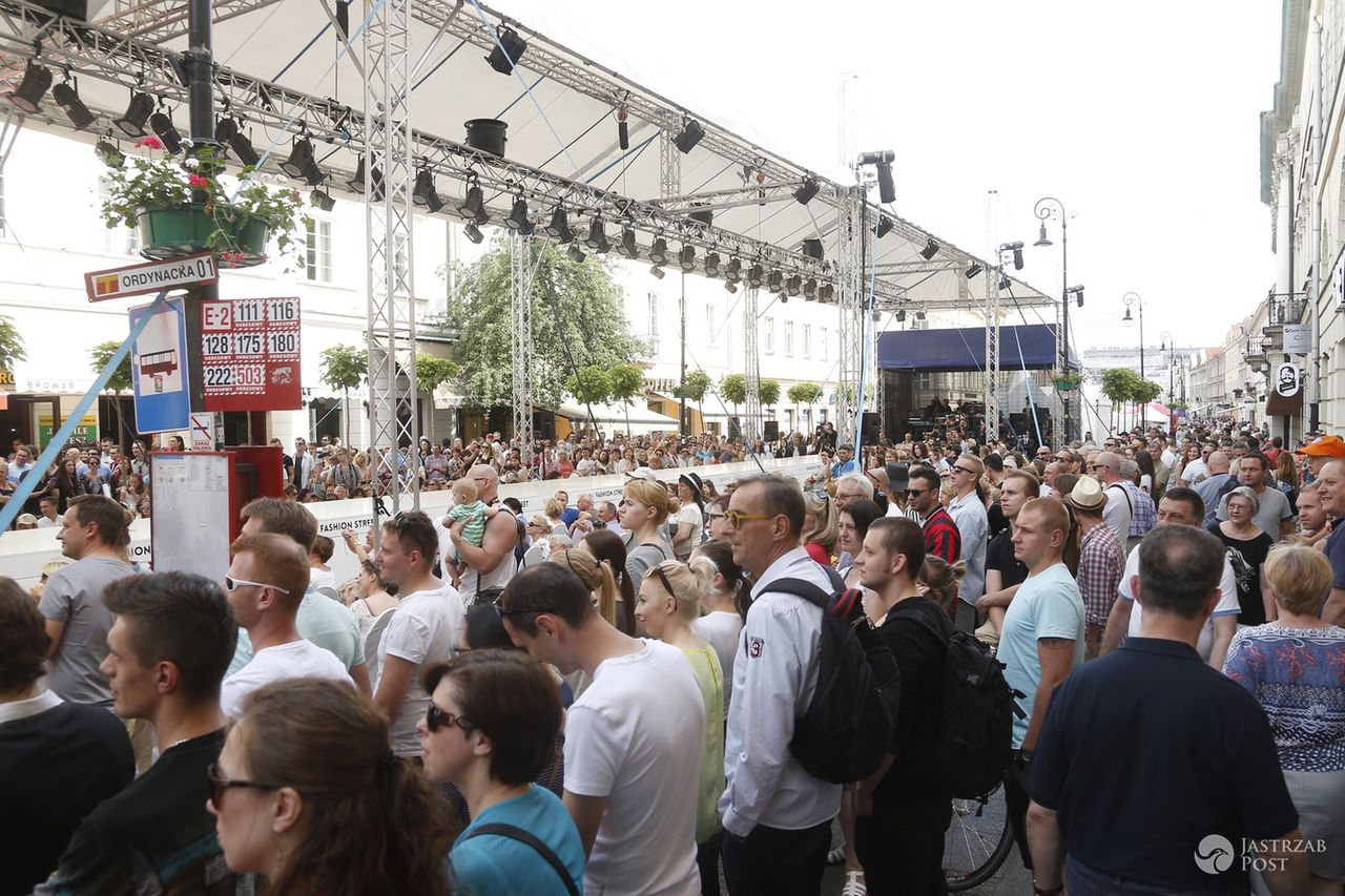 Warsaw Fashion Street, pokazy mody na Nowym Świecie w Warszawie. 11. edycja imprezy odbędzie się 25-26 czerwca 2016 (fot. AKPA)