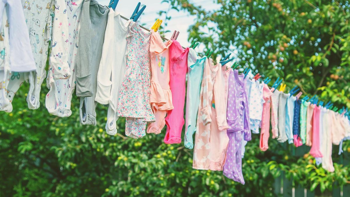 Mama 1,5 rocznego chłopca ostrzega. Uważaj na pranie. Mogą się w nim czaić kleszcze