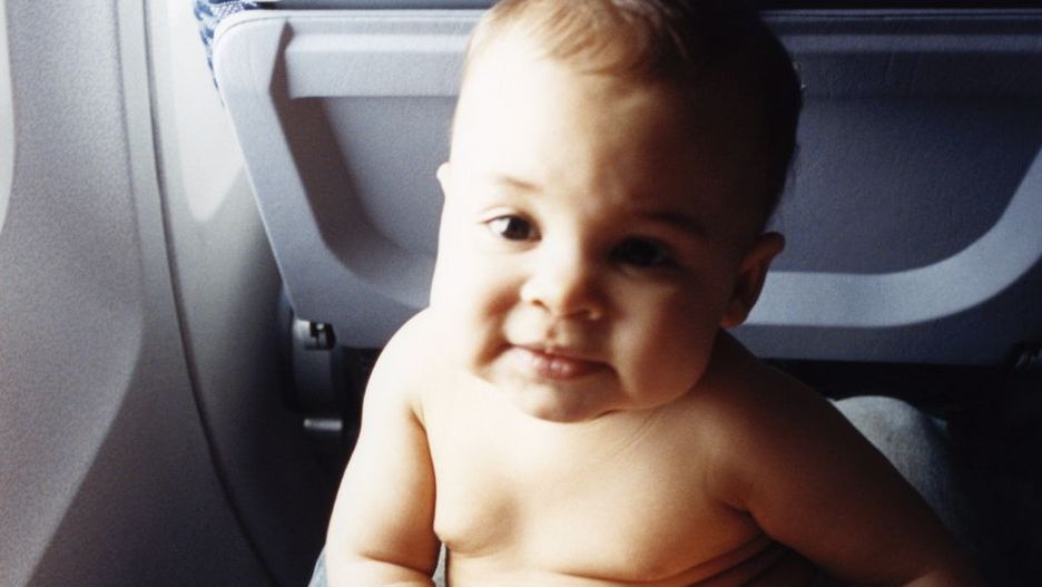 Awantura w samolocie. Pasażerka skrytykowała zachowanie matki