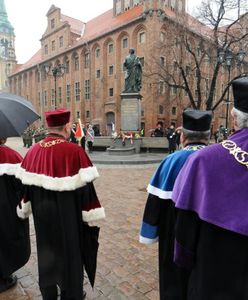 Kolejna burza na znanej uczelni. "Pracownik to zwierzę, ma się łasić"