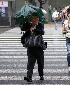 Tajfun Mindulle zaatakował wschodnią Japonię. Odwołano setki lotów