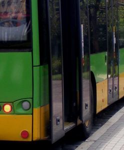 Kierowca autobusu MPK uratował życie kobiecie, która dusiła się sztuczną szczęką