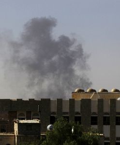 Samoloty koalicji zniszczyły pasy lotniska w Sanie
