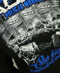 Zawiercie: 27-latek usłyszy zarzuty za sprzedaż bluz z obraźliwymi napisami