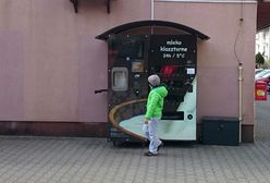 Nowy pomysł zakonu Bonifratów. Mleko "prosto od krowy" na krakowskich ulicach