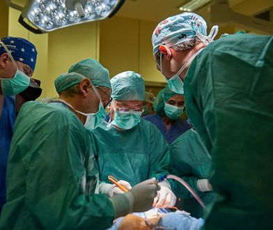 W Olsztynie kolejne operacje wszczepienia stymulatorów pacjentom w śpiączce