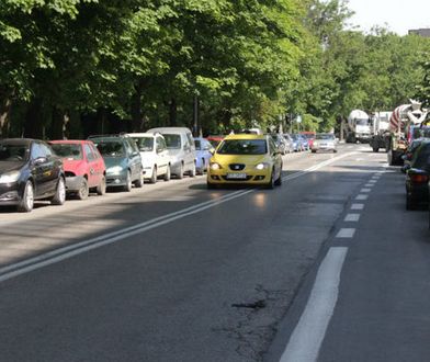 Będzie kolejny parking w Krakowie? Radni chcą konsultacji w sprawie inwestycji przy Placu na Stawach