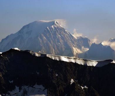 Najwyższa góra Europy "skurczyła" się o metr