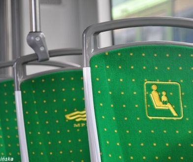 Pasażerowie MPK w Poznaniu sami decydują, na czym chcą siedzieć