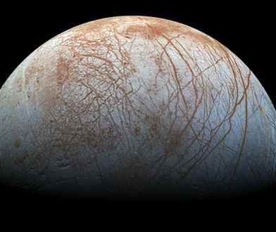 NASA: na Europie zaobserwowano gejzery pary wodnej
