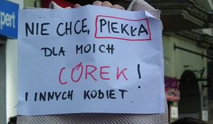 Całkowity zakaz aborcji. Wiesław Dębski: co PiS chce na tym zyskać?