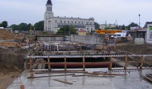 Kiedy skończą budowę tunelu pod torami na Dębcu? Bukmacherzy przyjmują zakłady