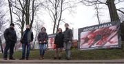 Przy kościele w Kicinie wiszą szokujące plakaty antyaborcyjne