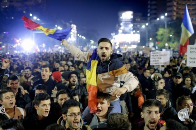 Trzeci dzień manifestacji po tragedii w klubie nocnym w Bukareszcie