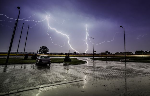 Gwałtowne burze i wichury przechodzą nad Polską