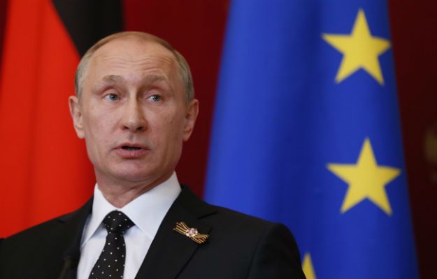 Putin w obecności Merkel usprawiedliwiał pakt Ribbentrop-Mołotow