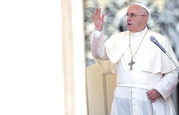 Papież Franciszek zdecydował: będą kary za tuszowanie pedofilii