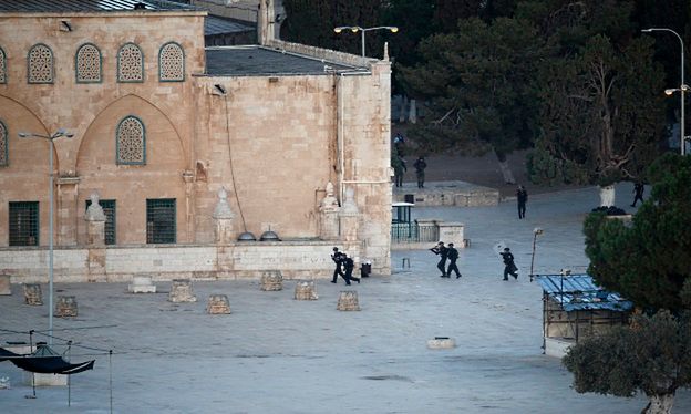 Kolejne starcia izraelskiej policji z Palestyńczykami na Wzgórzu Świątynnym