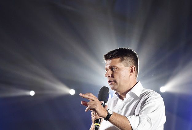 Nie ma szans na wcześniejsze wybory. Czy teraz PiS pokaże, że Ryszard Petru jest nagi?