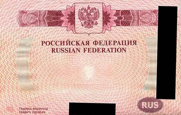 "Moskwa planowała przejęcie Krymu"; Rosjanin z tajemniczym paszportem