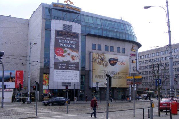 Poznań chce wyższych kar za nielegalne reklamy