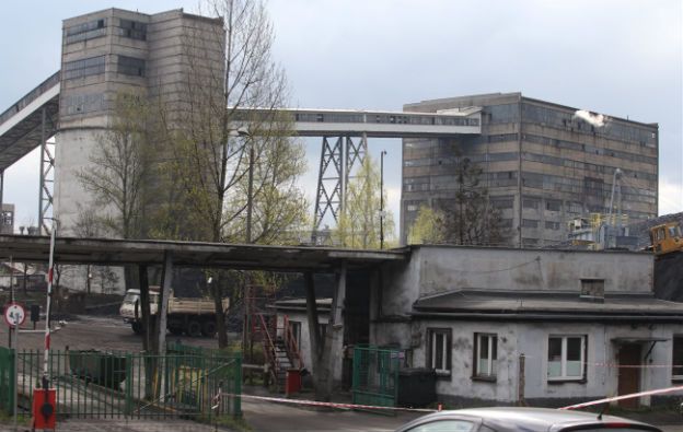 Kombajn wydrążył kolejne 11 metrów chodnika w kopalni Wujek