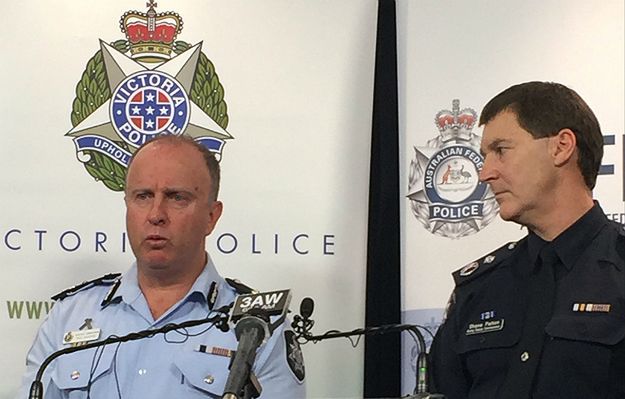 14-letni Brytyjczyk aresztowany za kontakty z terrorystami z Melbourne