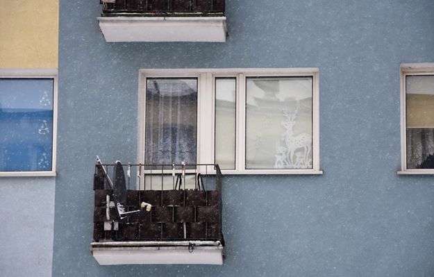 Iława: noworodki na balkonie, matka nie żyje. Są nowe fakty