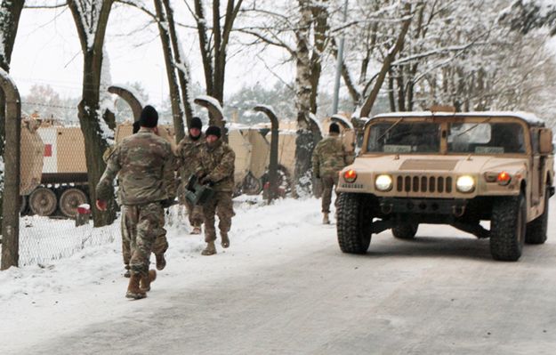 Bolesławiec. Amerykański hummer zderzył się z ciężarówką