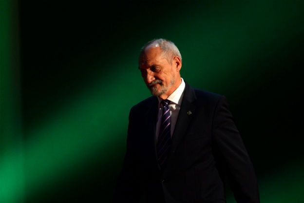 Antoni Macierewicz zniósł swój limit wydatków na cele reprezentacyjne i okolicznościowe