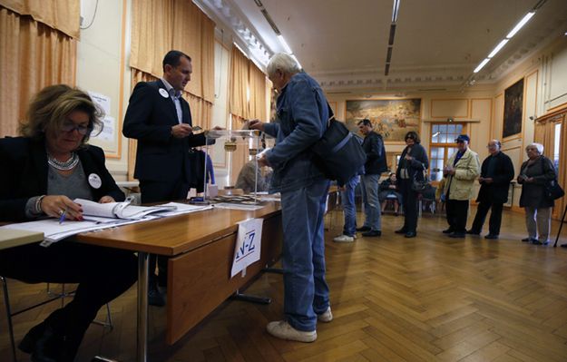 Prawybory francuskich Republikanów. Drugą turę wygrał Fillon