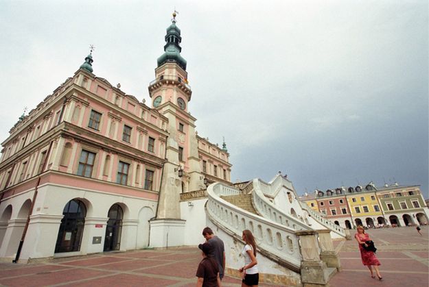 Radni Zamościa do posłów PiS: większość nie daje prawa wypowiadania się w imieniu całego narodu