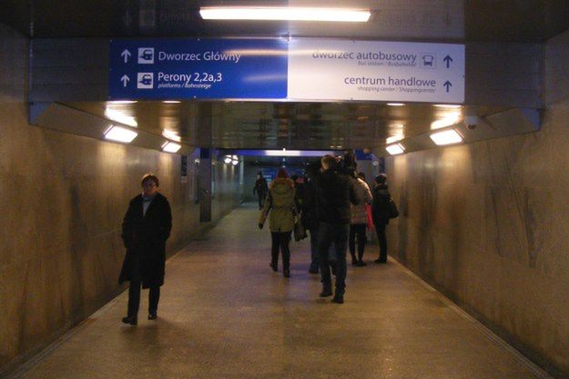 Politycy PiS-u chcą wydłużyć tunel pod peronami na poznańskim dworcu kolejowym