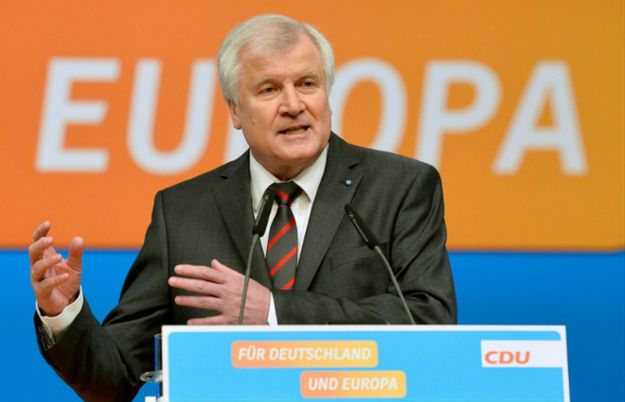 Premier Bawarii Horst Seehofer przeciwny sankcjom wobec Rosji