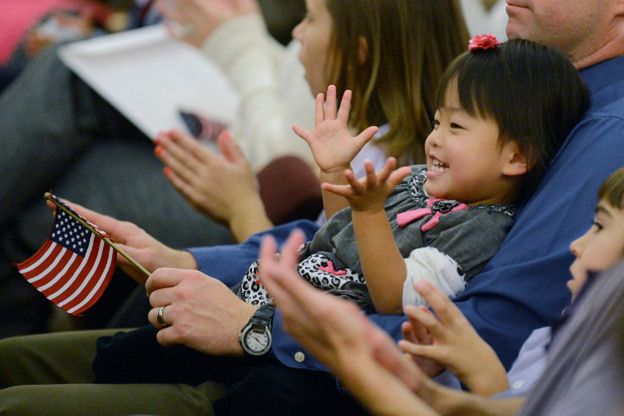 Korea Południowa ukróciła zagraniczne adopcje i... w domach dziecka przybywa sierot