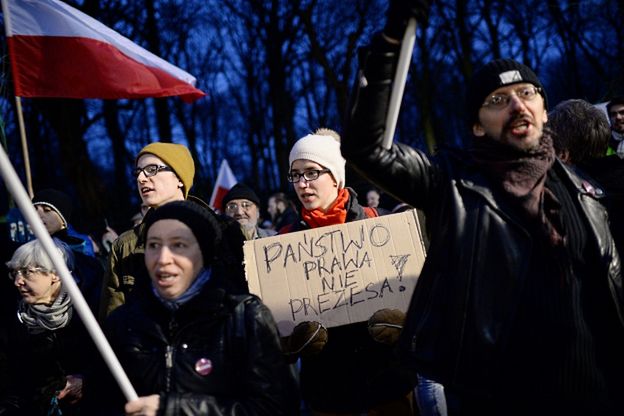 Przed KPRM demonstracje ws. nieopublikowania wyroku TK