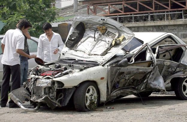 W Tajlandii pijani kierowcy będą skazywani na pracę w kostnicach